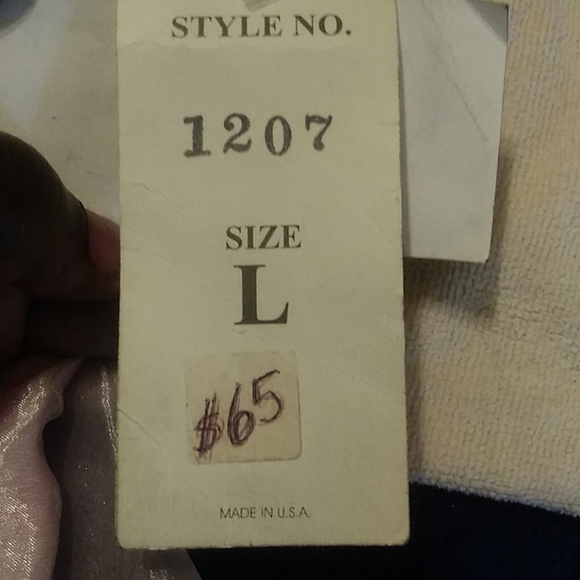 Dress - Picture 2 of 8